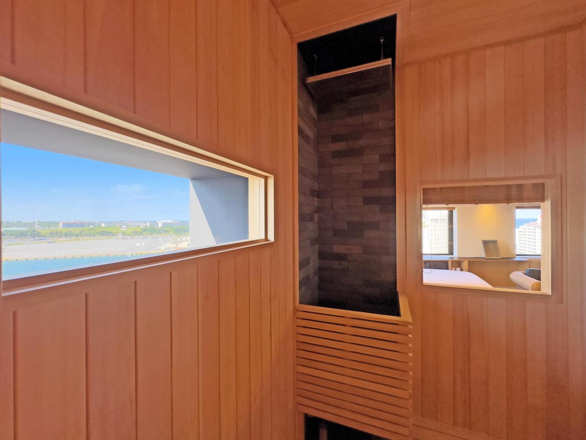 Hotel Androoms Naha Port Екстер'єр фото